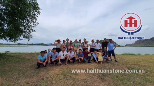 HAI THUAN STONE JSC went to the pagoda at the beginning of the year